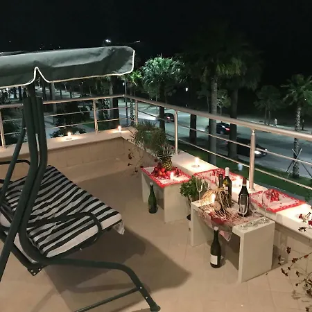Apartment Seafront *